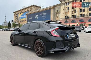 Хэтчбек Honda Civic 2018 в 