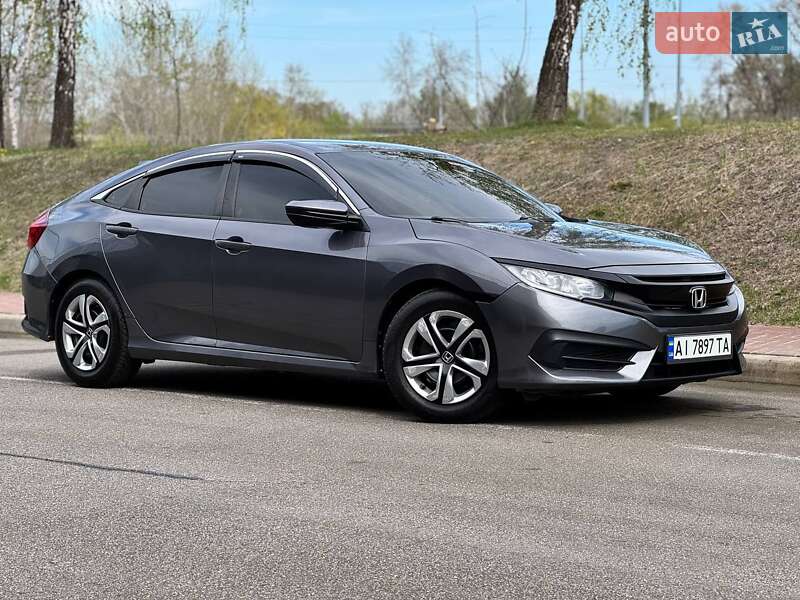 Седан Honda Civic 2016 в Києві