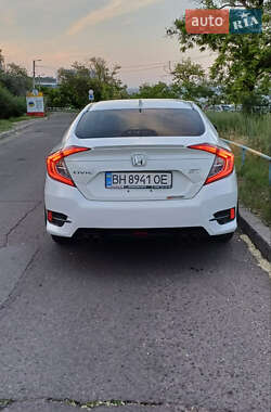 Седан Honda Civic 2017 в 