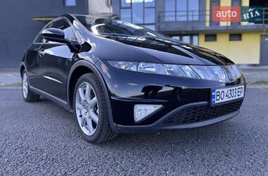Хэтчбек Honda Civic 2007 в 