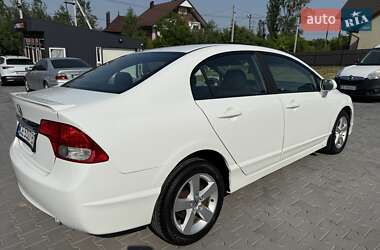 Седан Honda Civic 2010 в 