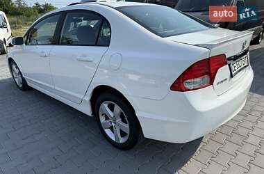 Седан Honda Civic 2010 в 
