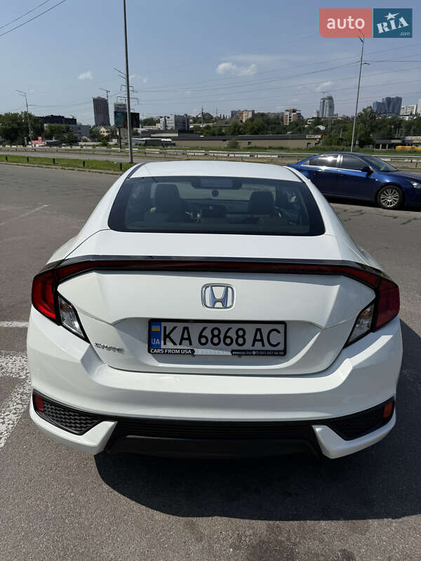 Купе Honda Civic 2016 в Києві