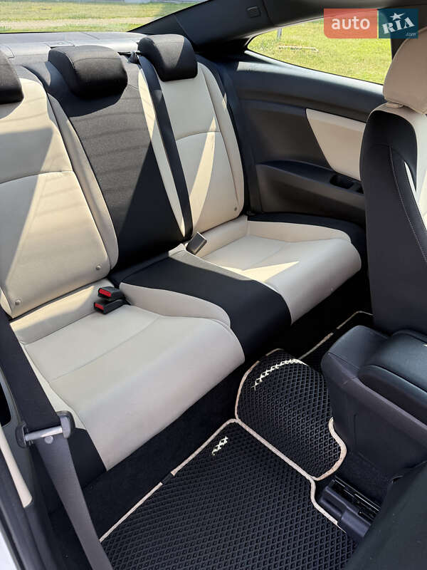 Купе Honda Civic 2016 в Києві