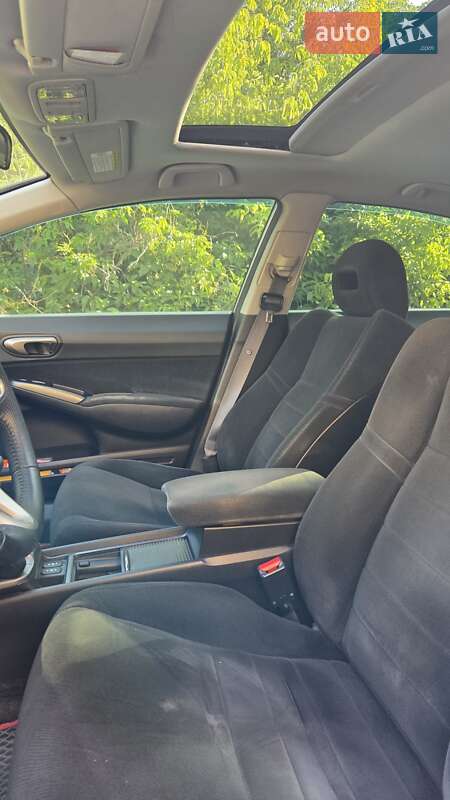 Седан Honda Civic 2008 в Днепре