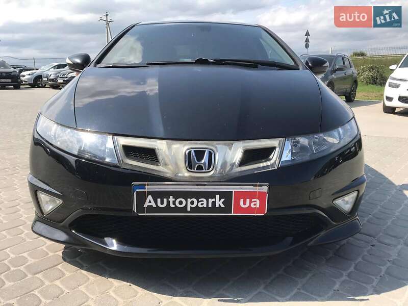Хэтчбек Honda Civic 2008 в Львове