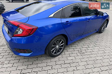 Седан Honda Civic 2016 в 