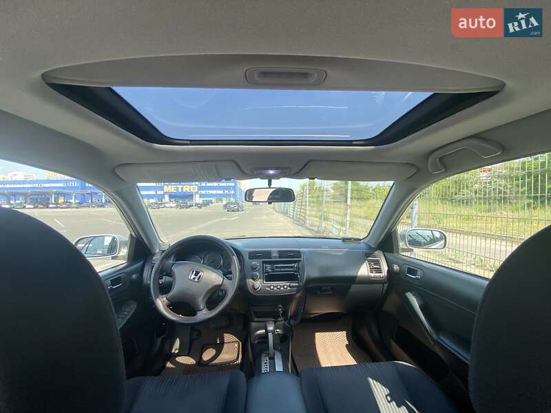Седан Honda Civic 2004 в Киеве