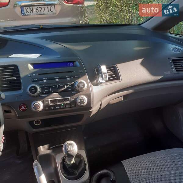 Седан Honda Civic 2008 в Львове