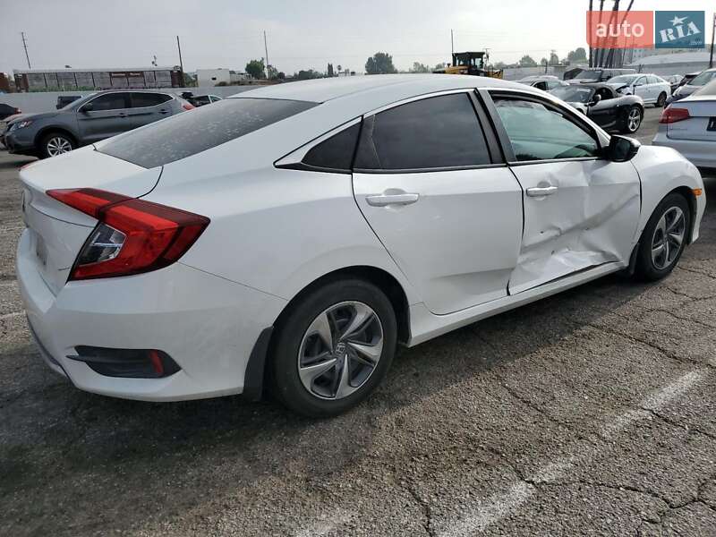 Седан Honda Civic 2019 в Львове