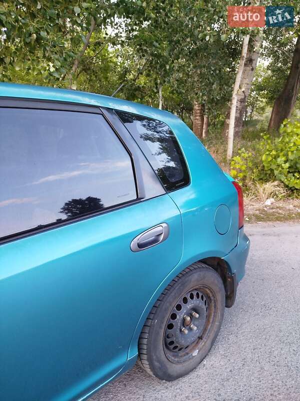 Хэтчбек Honda Civic 2002 в Днепре