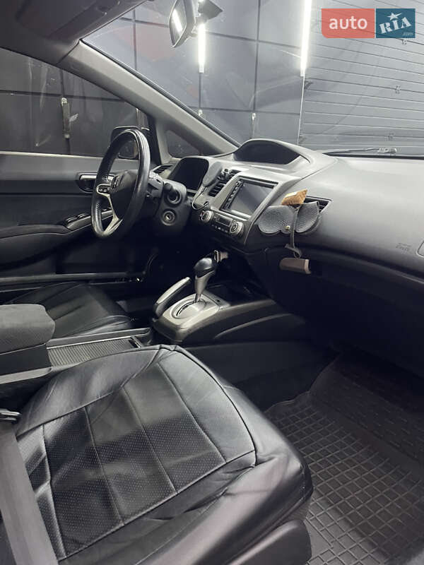 Седан Honda Civic 2010 в Києві