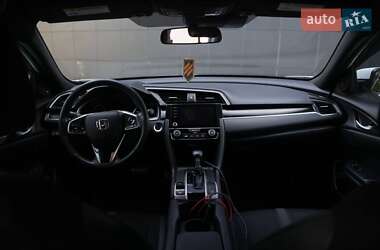 Седан Honda Civic 2019 в Славянске