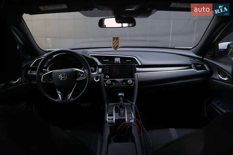 Седан Honda Civic 2019 в Славянске