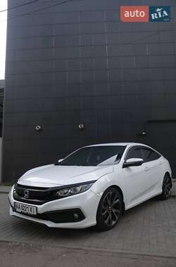Седан Honda Civic 2019 в Славянске