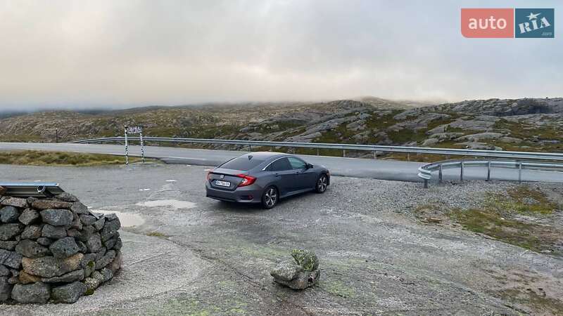 Седан Honda Civic 2017 в Одессе