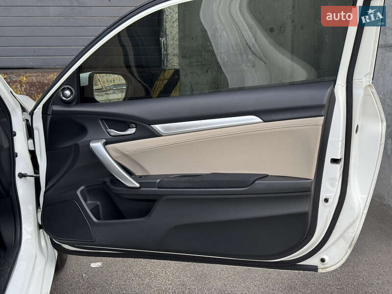 Купе Honda Civic 2016 в Киеве