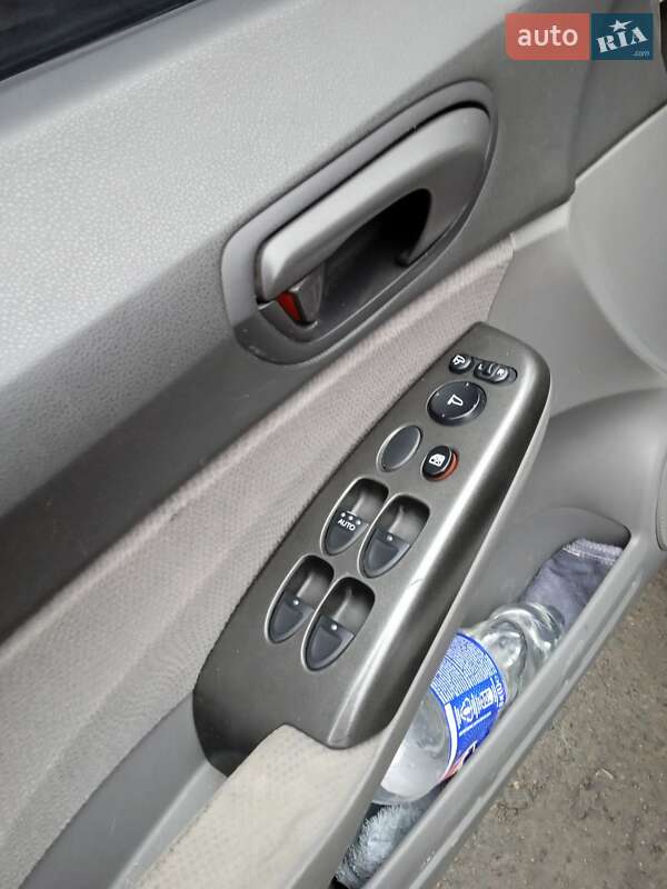 Седан Honda Civic 2006 в Тульчині