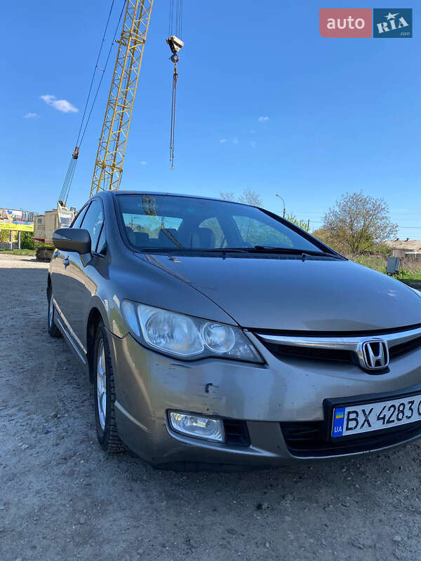 Хэтчбек Honda Civic 2008 в Ивано-Франковске
