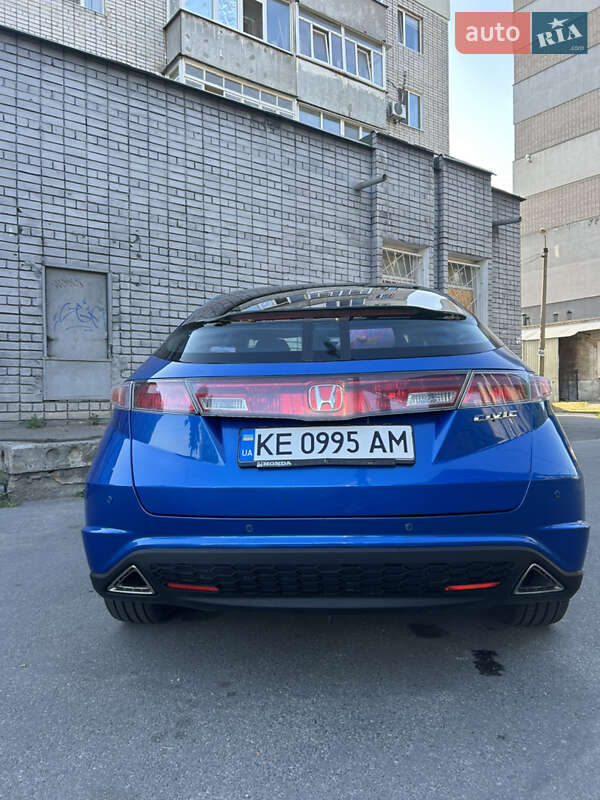 Хетчбек Honda Civic 2007 в Дніпрі