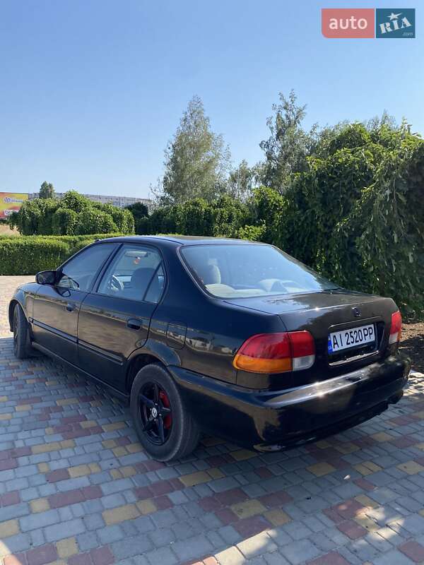 Седан Honda Civic 2000 в Белгороде-Днестровском