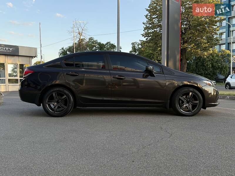 Седан Honda Civic 2014 в Киеве