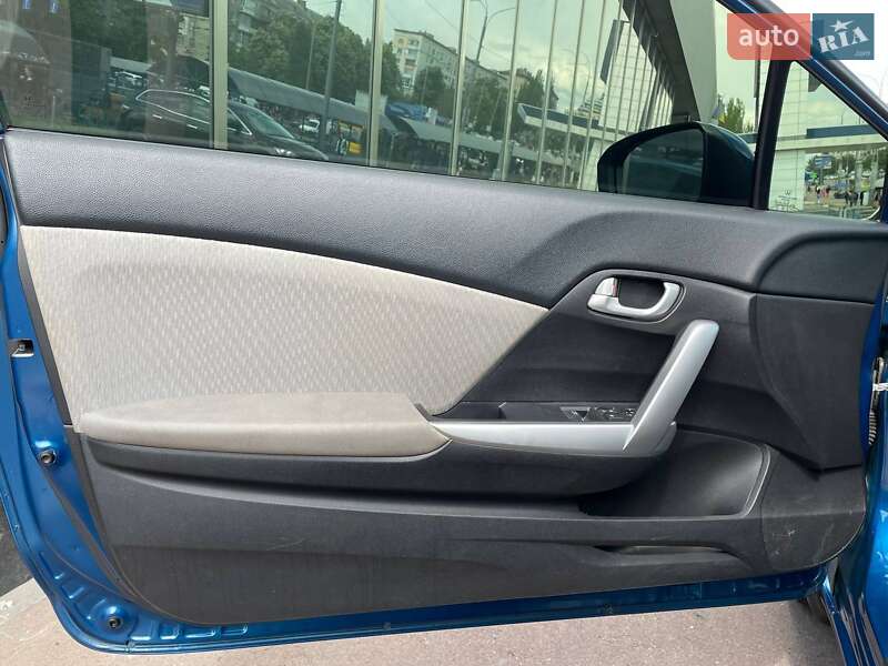Купе Honda Civic 2014 в Киеве
