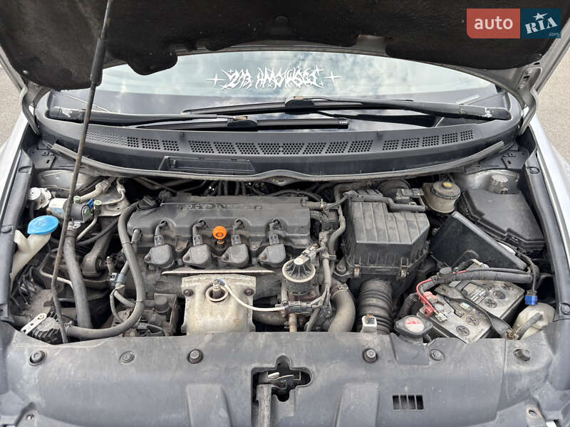 Седан Honda Civic 2008 в Киеве