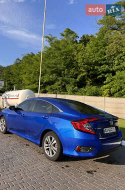 Седан Honda Civic 2016 в 