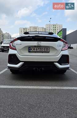 Хэтчбек Honda Civic 2016 в 