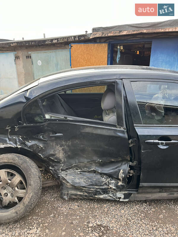 Седан Honda Civic 2007 в Кривом Роге