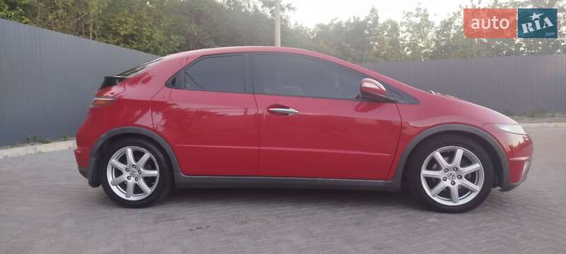 Хэтчбек Honda Civic 2008 в Николаеве