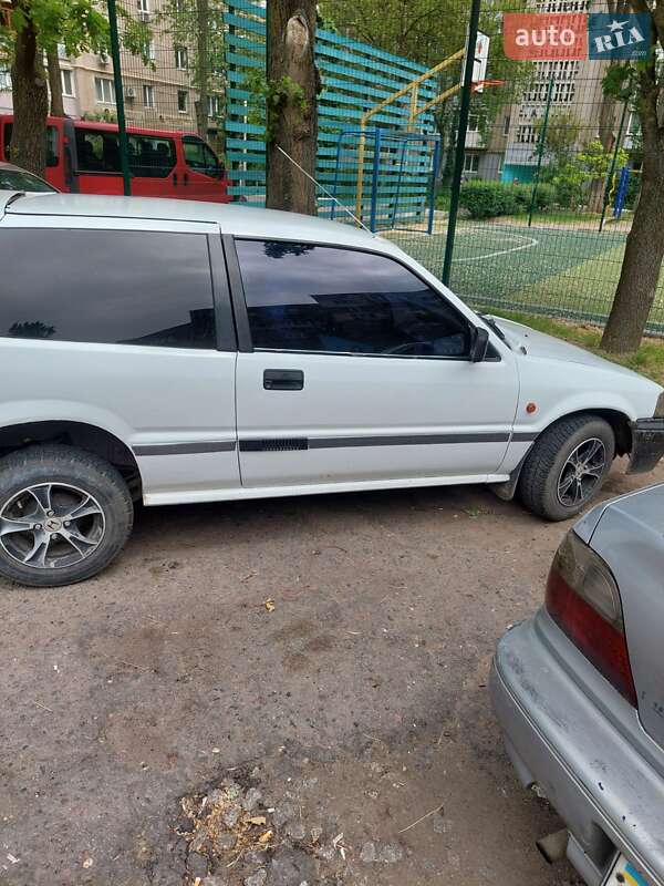 Хэтчбек Honda Civic 1990 в Южном