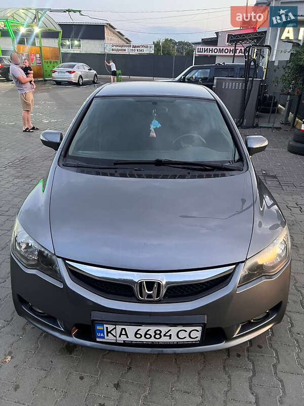 Седан Honda Civic 2011 в 