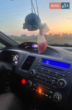 Седан Honda Civic 2011 в 