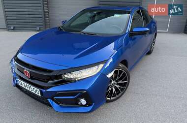 Хэтчбек Honda Civic 2020 в Киеве