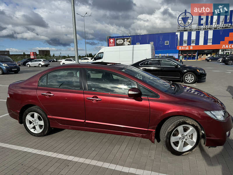 Седан Honda Civic 2008 в Виннице