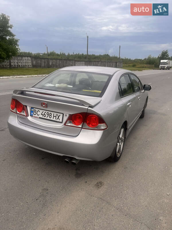 Седан Honda Civic 2007 в Львове