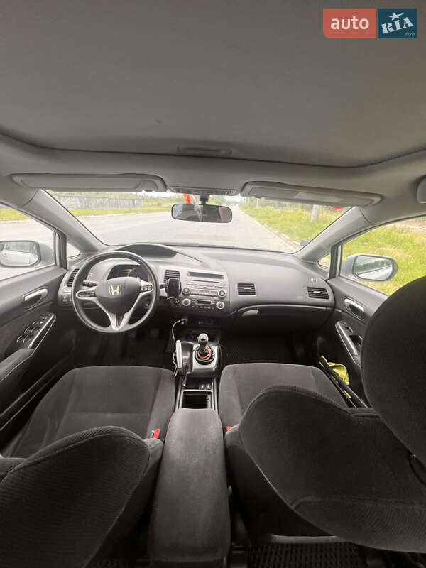 Седан Honda Civic 2007 в Львове