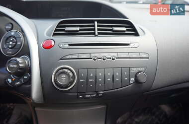 Хэтчбек Honda Civic 2007 в 