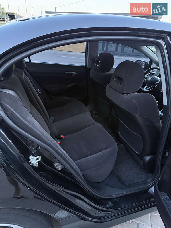 Седан Honda Civic 2007 в Тернополе