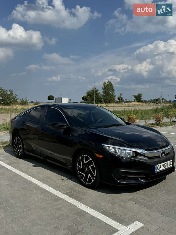 Седан Honda Civic 2016 в Черкассах