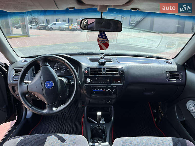 Хэтчбек Honda Civic 1999 в Ровно