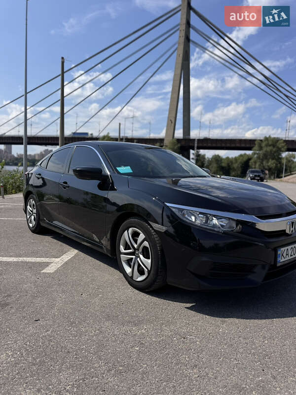 Седан Honda Civic 2018 в Києві