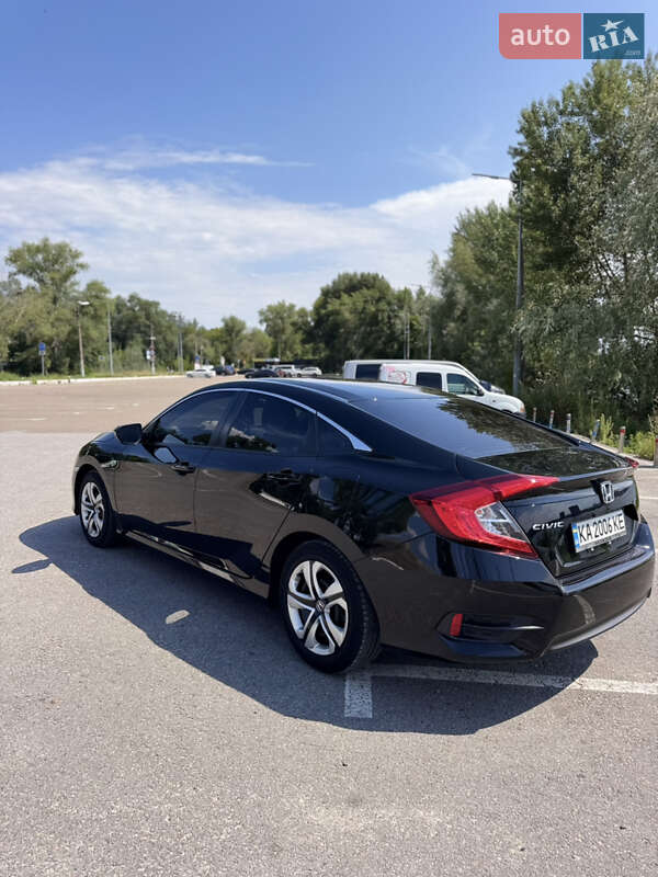 Седан Honda Civic 2018 в Києві