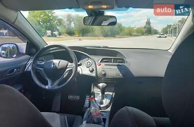 Хэтчбек Honda Civic 2011 в 