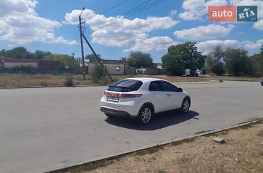 Хэтчбек Honda Civic 2011 в 