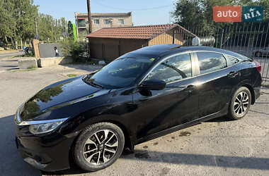 Седан Honda Civic 2017 в Запоріжжі