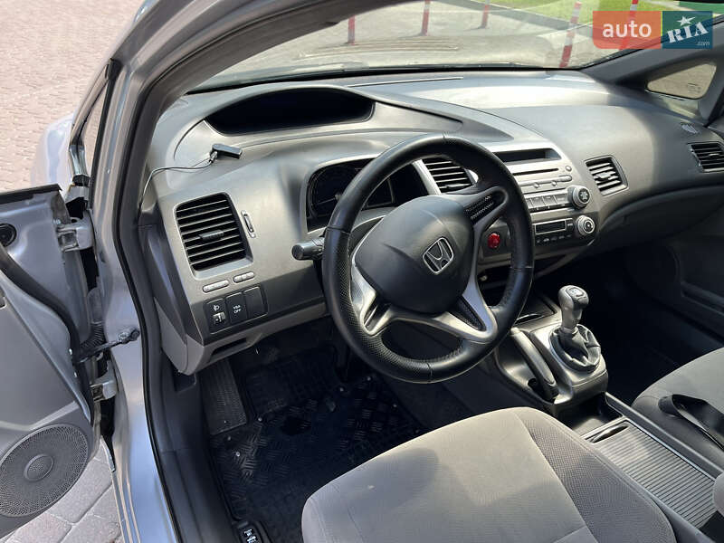 Седан Honda Civic 2008 в Краматорске