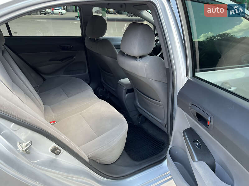 Седан Honda Civic 2008 в Краматорске